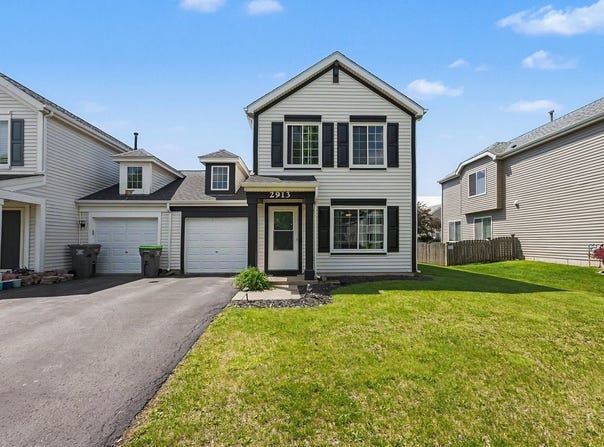 2913 Meadowview Lane, Montgomery, IL 60538