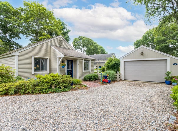 3 Niblick Lane, Mashpee, MA 02649