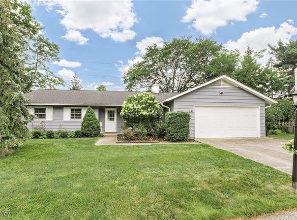 467 Southham Circle, Berea, OH 44017