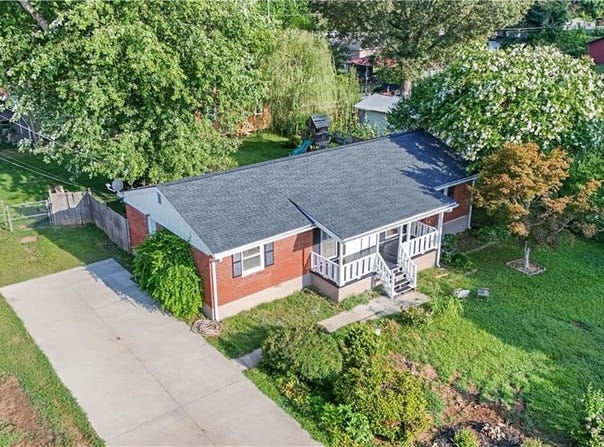 2624 Walnut Road, Gainesville, GA 30506