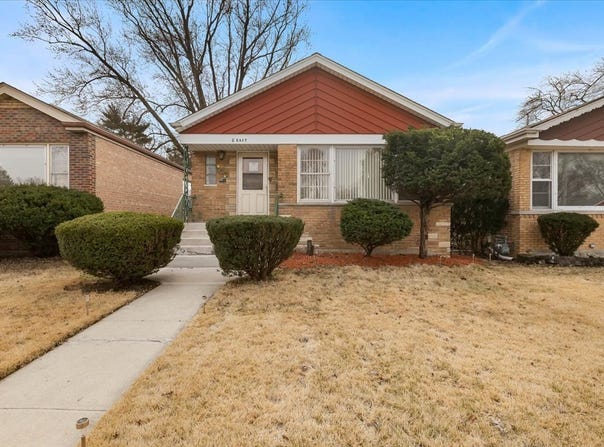 8 E 144th Street, Riverdale, IL 60827