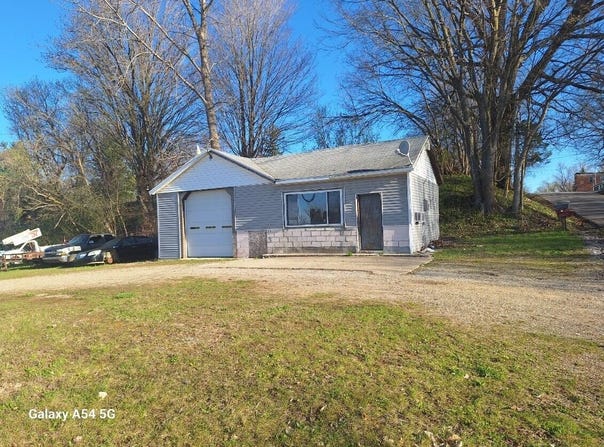 3490 Hudson, Osseo, MI 49266