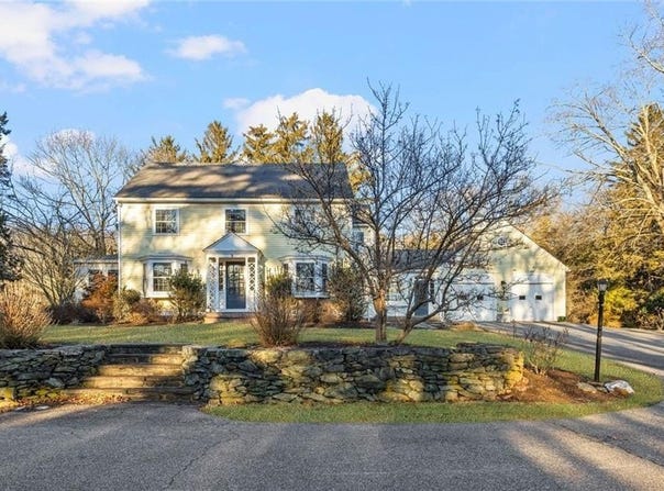 555 Great Road, Lincoln, RI 02865