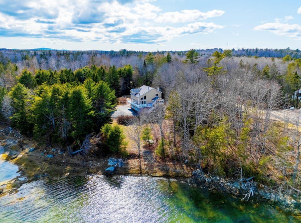102 Justin Lane, Gouldsboro, ME 04607