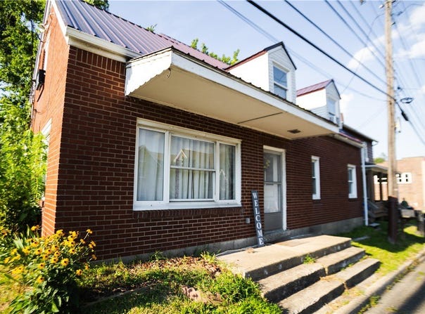 8045/8065 Pennsylvania Ave, Irwin, PA 15642