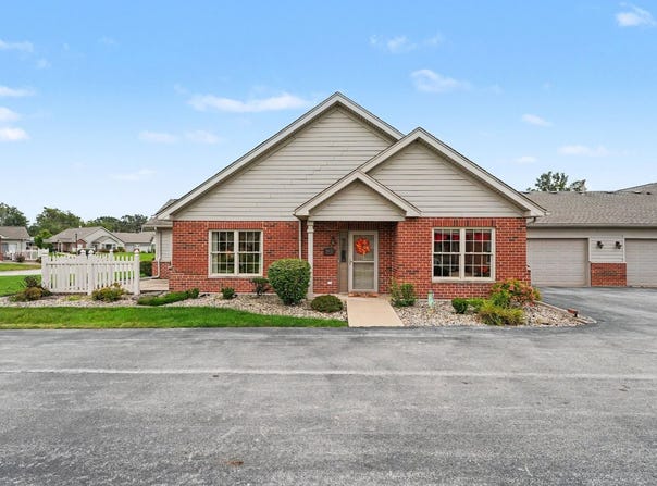 18611 Villa Court, Lansing, IL 60438