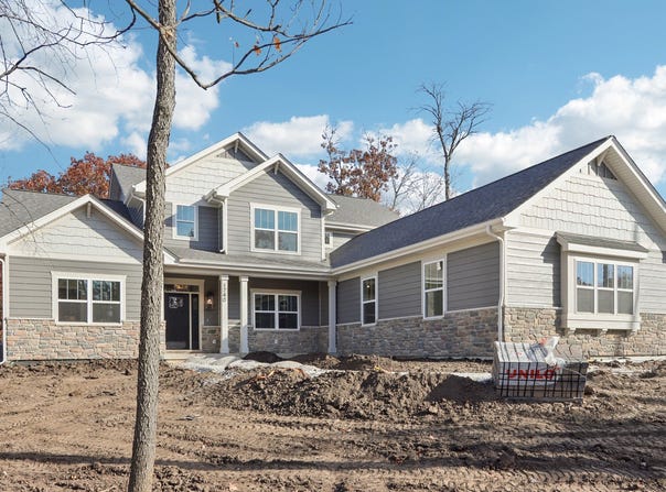 39W910 Catlin Square, Geneva, IL 60134