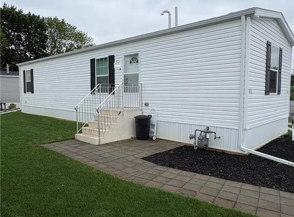 7433 Marquis Drive, Upper Macungie Twp, PA 18087