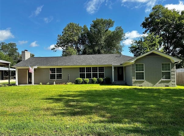 106 Leland Drive, Athens, TX 75751