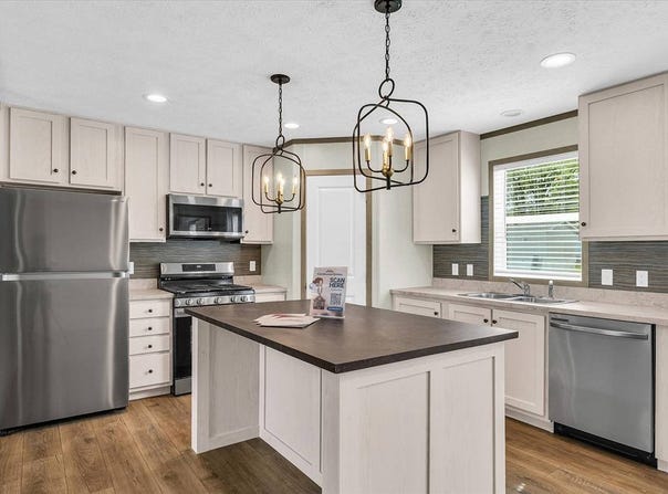 192 Franklin, Mahomet, IL 61853