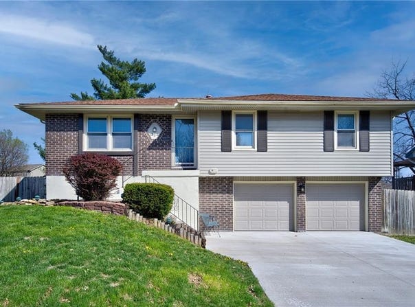 506 NE 98th Terrace, Kansas City, MO 64155