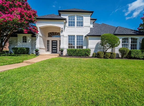 4304 E Green Meadow Street E, Colleyville, TX 76034