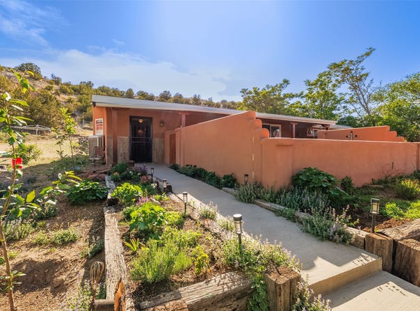 133 County RD 135, Hernandez, NM 87537