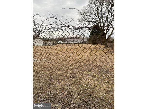 439 CROWN POINT ROAD, THOROFARE, NJ 08086