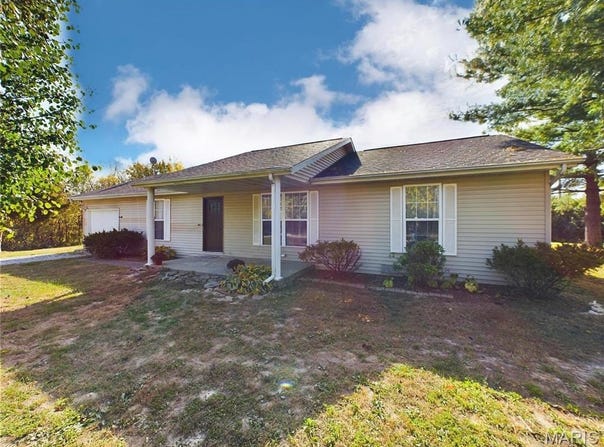 18630 Posen Road, Nashville, IL 62263