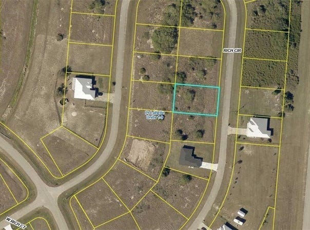 7032 Rich Circle, Labelle, FL 33935