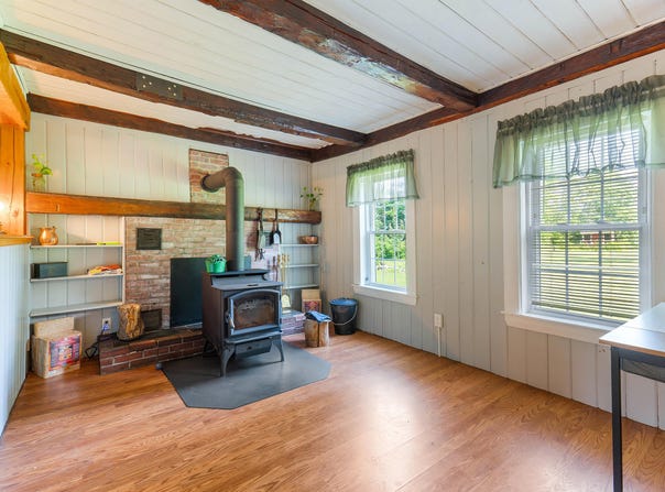 496 Litchfield Road, Farmingdale, ME 04344