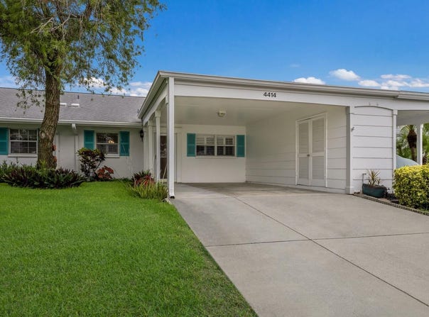 4414 MOUNT VERNON DRIVE, BRADENTON, FL 34210