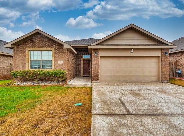 5 Brooks Ranch Rd, Odessa, TX 79765