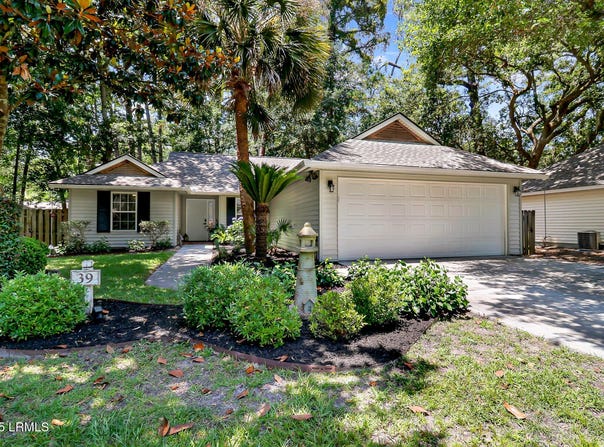 39 Monticello Drive, Hilton Head Island, SC 29926