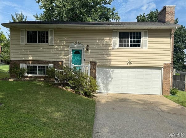 1922 Grandview Drive, Cape Girardeau, MO 63701