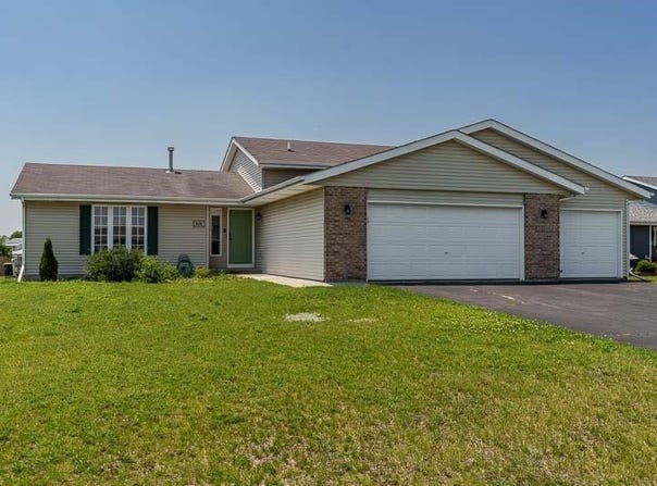 11030 Borage, ROSCOE, IL 61073