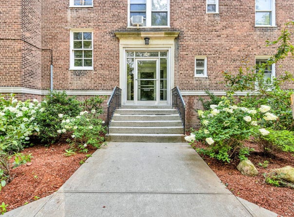 5444 Arlington Avenue, Bronx, NY 10471