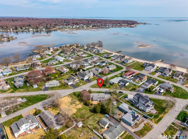 282 Millstone Road E, Waterford, CT 06385