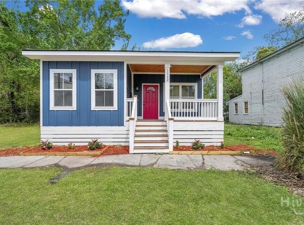 1112 E WALDBURG Street, Savannah, GA 31404