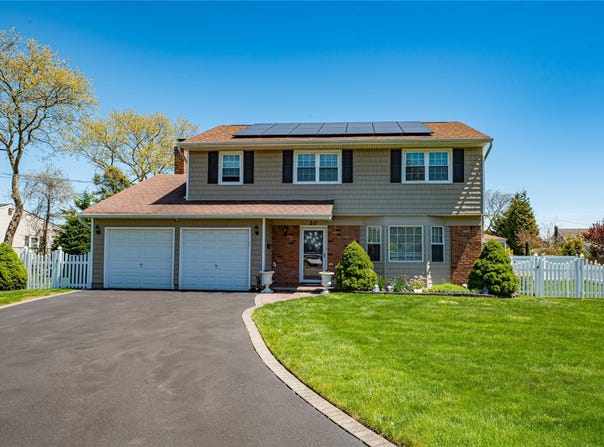20 Bayview Road, Amityville, NY 11701