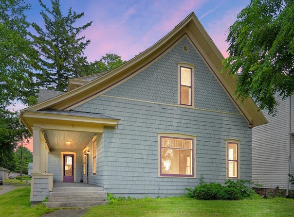 107 S Main Street, Wolcottville, IN 46795