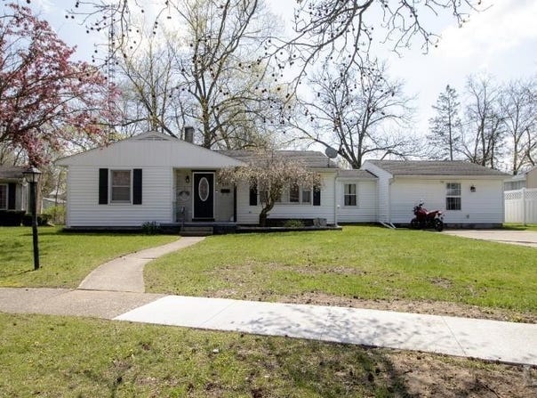 715 Alexander Drive, Adrian, MI 49221