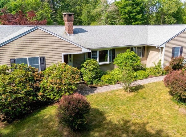275 Summer St, Rehoboth, MA 02769