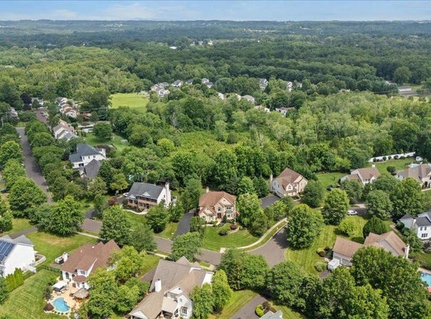 13 CEDAR CREST COURT, DOYLESTOWN, PA 18901