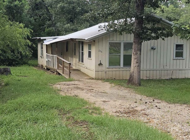 225 CR 4090, Woodville, TX 75979