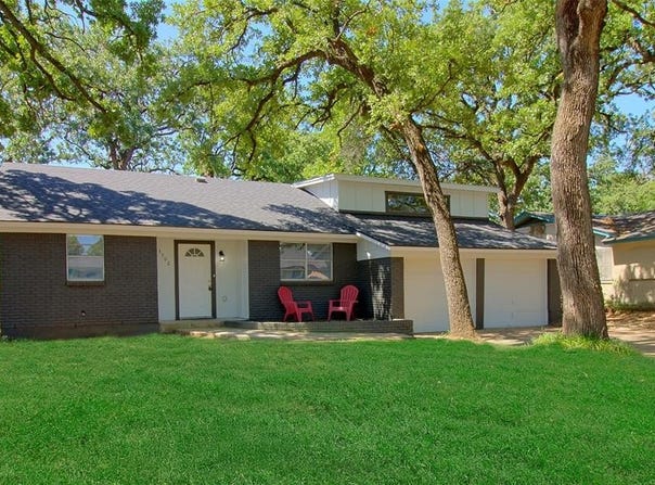 3508 Falcon Drive, Forest Hill, TX 76119