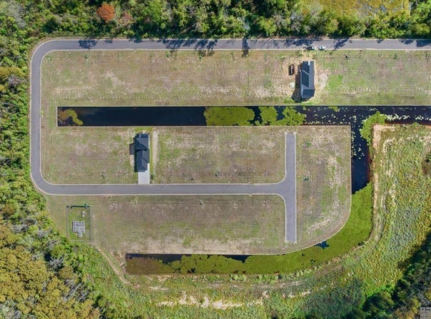 12856 St Lucia Dr, Maurepas, LA 70449