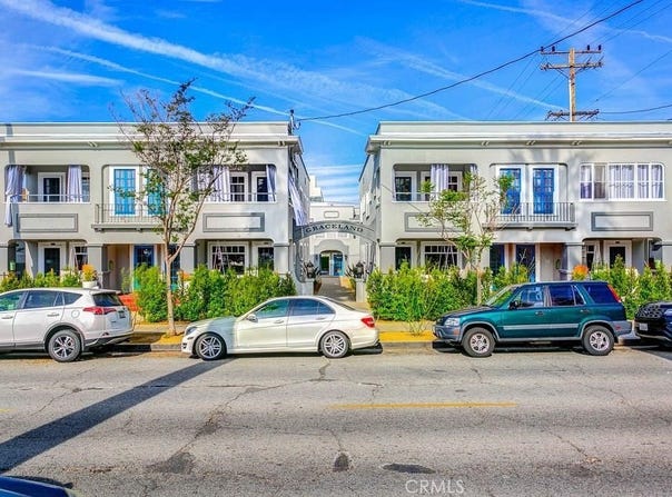 111 N COLUMBUS AVE, Glendale, CA 91203