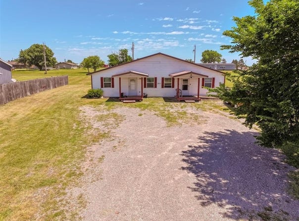 109 Clover Lane, Amber, OK 73004