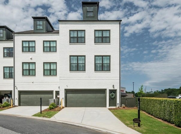 6895 Whitman Walk, Alpharetta, GA 30005