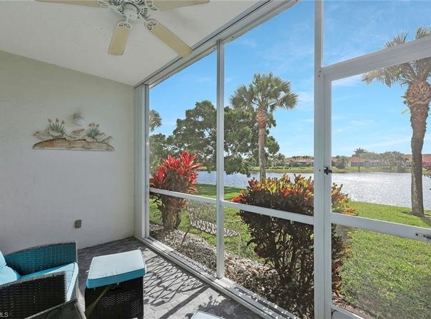 186 Gabriel Cir, NAPLES, FL 34104