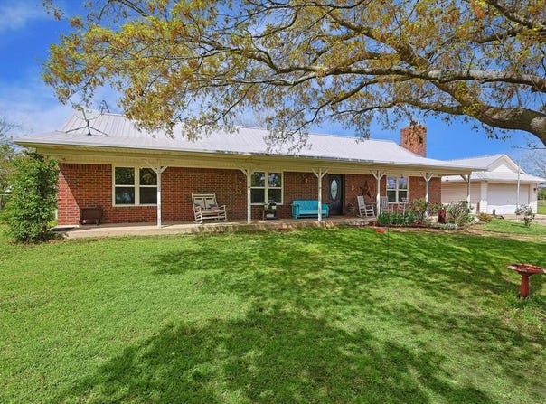 275 Spring Town Road, Van Alstyne, TX 75495