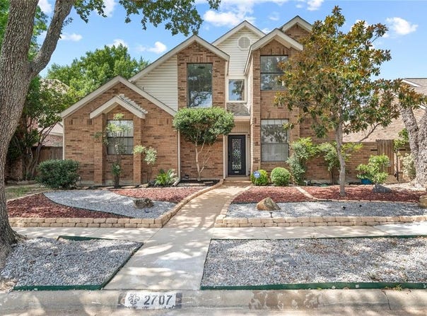 2707 Garden Springs Drive, Richardson, TX 75082