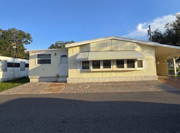 4648 Rollins St, Zephyrhills, FL 33542