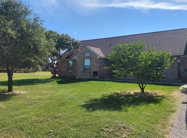 1109 QUAIL RUN, Reno, TX 76020