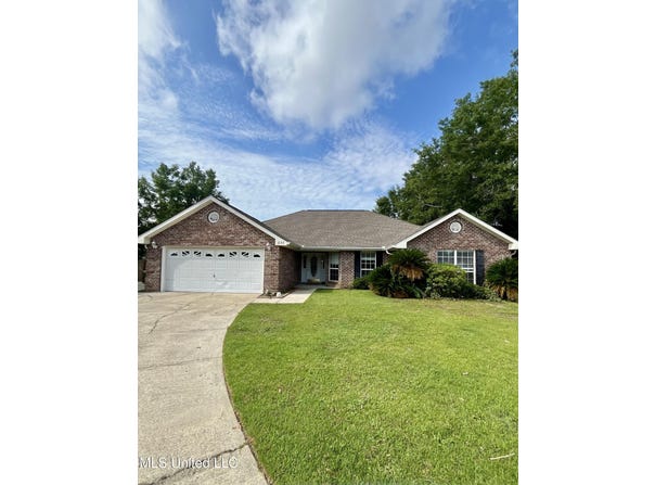 833 Heron Cove, Biloxi, MS 39532