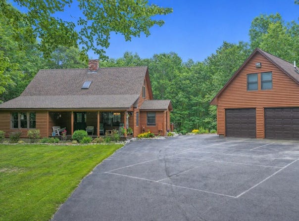 27 Independence Drive, Windham, ME 04062
