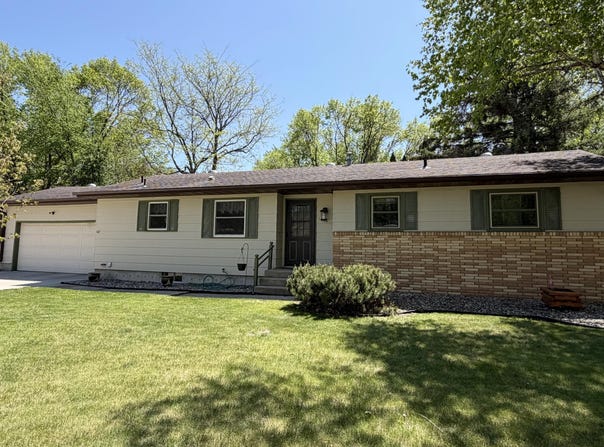 1808 SE 12th Avenue, Aberdeen, SD 57401