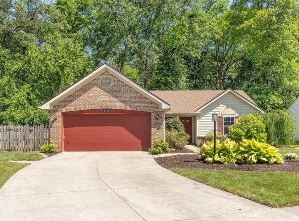 8109 Maple Valley Drive, Fort Wayne, IN 46835-4758