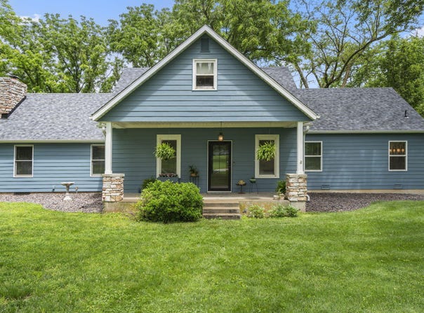 1098 Elm Grove Road, Rogersville, MO 65742